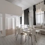 Spazioso Loft In Col Di Lana Milánó