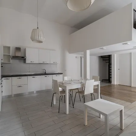 Spazioso Loft In Col Di Lana Milán